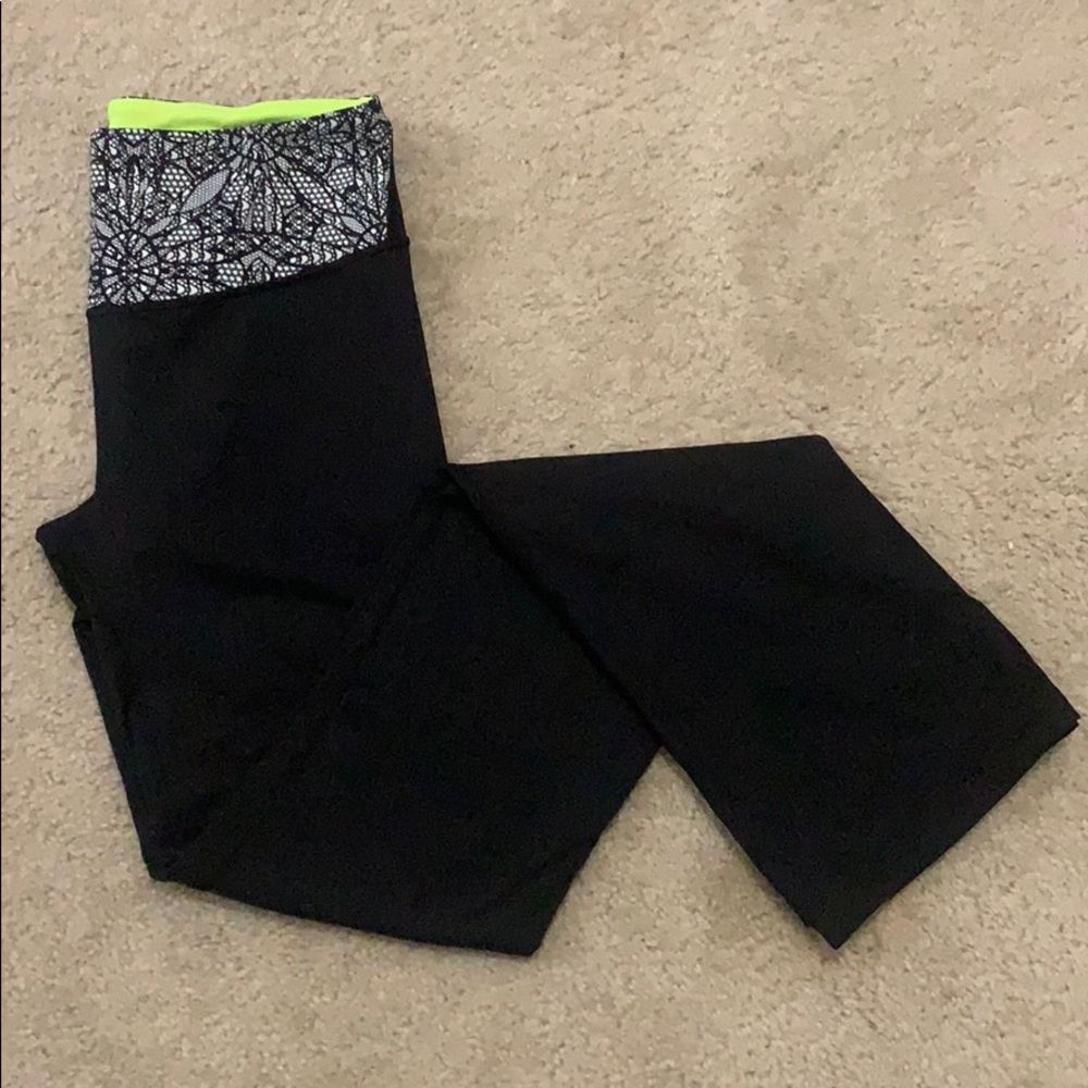 Victoria’s Secret yoga pants